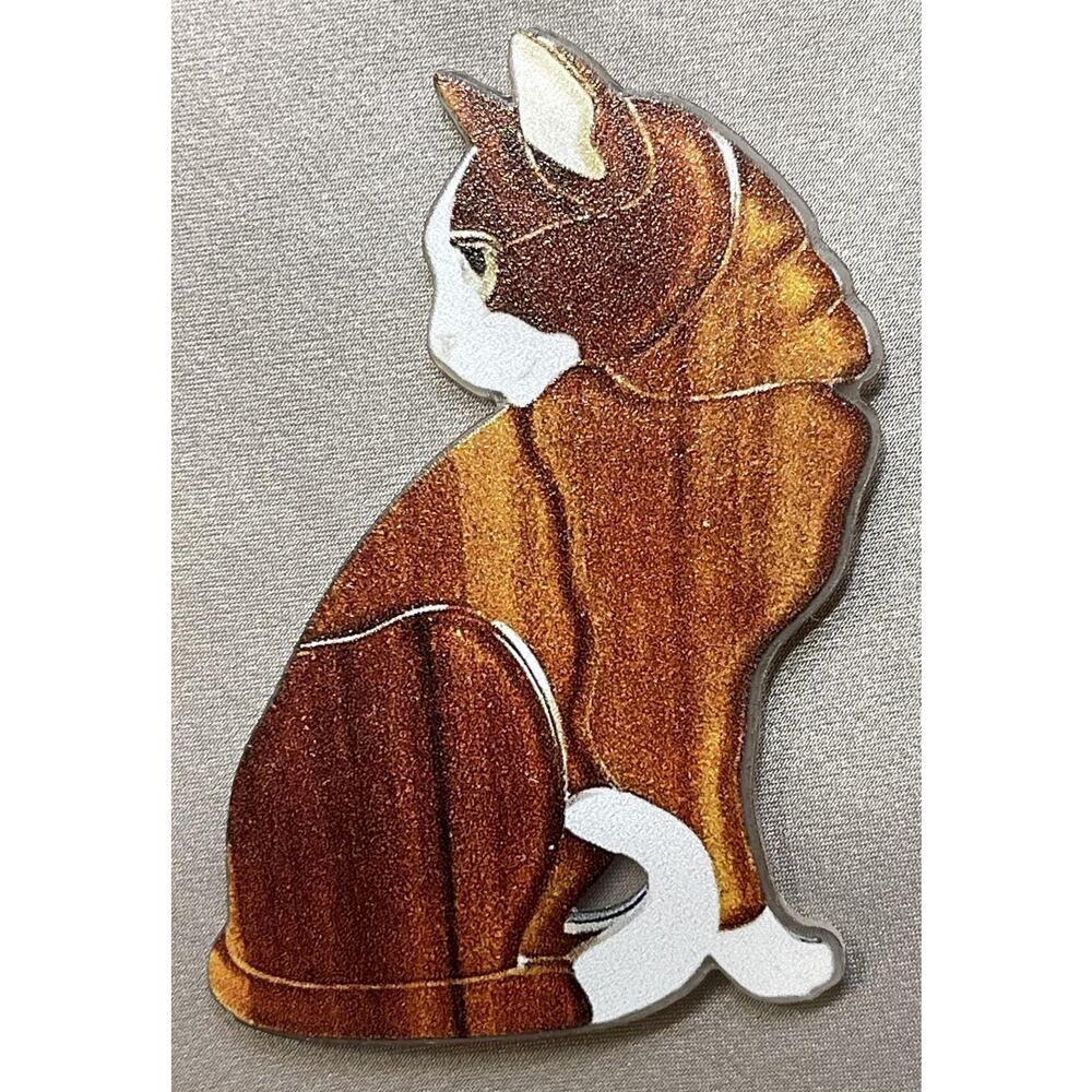 NWOT Brown Cat Kitten Brooch Lapel Pin 2D Flat Resin Animal Cute Cat Lady Gift